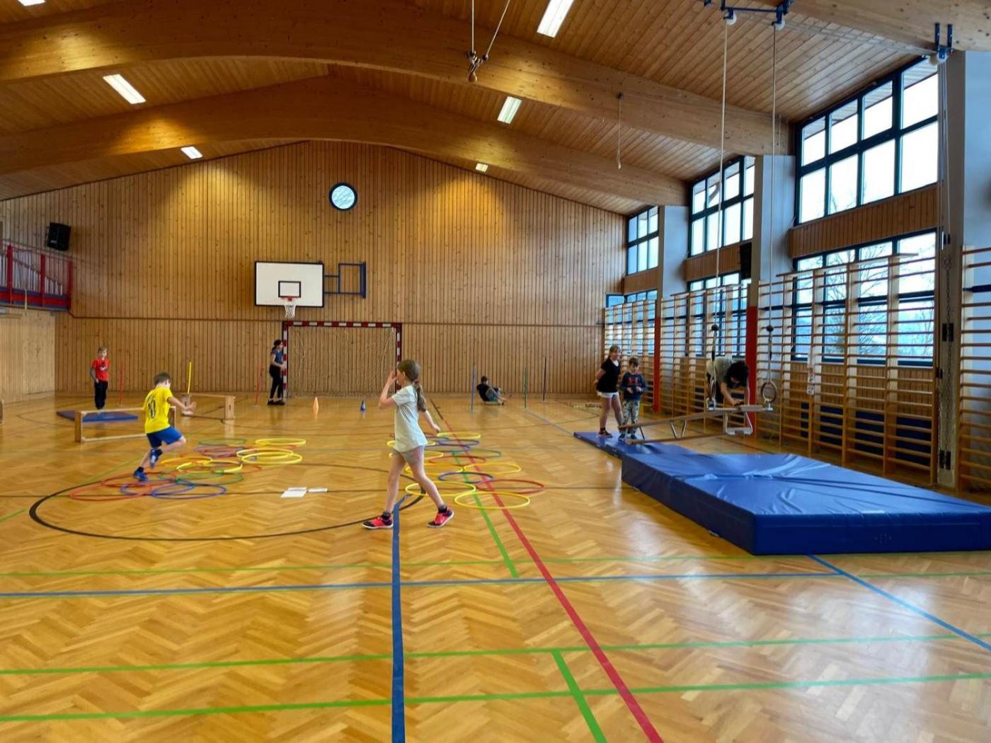 Lernteppich Turnstunde